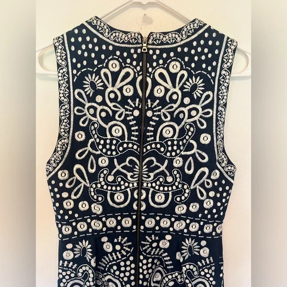 Alice + Olivia denim blue and white midi dress